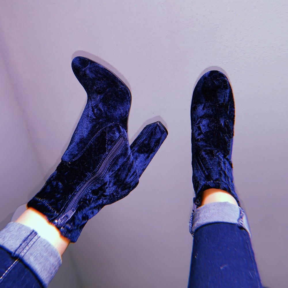 shimmering navy blue high heel boots